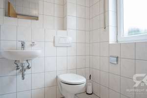 Moderne und renovierte Doppelhaushälfte mit 5 Schlafzimmern, Garage und 2 Bäder in Vilseck – Die vollständige Adresse der Immobilie erhältst du vom Anbieter., 92249 Vilseck – Vorschaubild 5