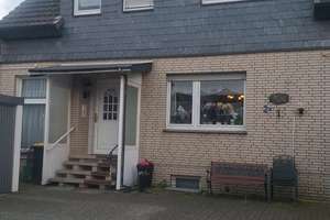 ETW mit 2 Zimmern in Voerde Mitte im 1. OG