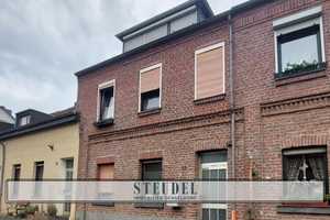 Viersen-Beberich, 3 Familien - Haus mit 20.000,-Euro, pa. Mieteinnahme und großem Garten – Viersen (Kreis) – Vorschaubild 1
