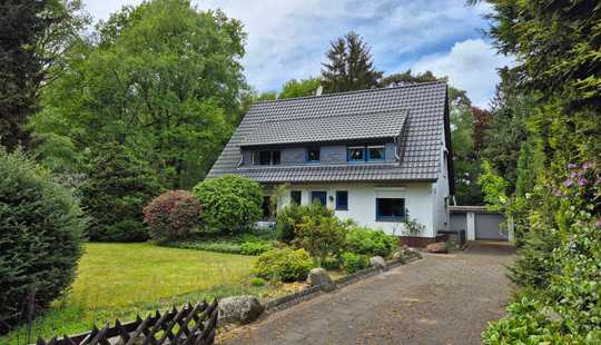 Bild von Einfamilienhaus mit ELW in Neukrug, mit großem Grundstück, Dachterrasse und Blick ins Grüne!