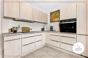 **Geräumige Doppelhaushälfte in Neusäß-Westheim*2 separate Wohnungen*Einzelgarage und Stellplatz** – Die vollständige Adresse der Immobilie erhältst du vom Anbieter., 86356 Neusäß – Vorschaubild 8