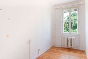 Charmante Altbauwohnung im Gründerzeithaus – sofort bezugsfrei – Die vollständige Adresse der Immobilie erhältst du vom Anbieter., 12157 Steglitz, Berlin – Vorschaubild 2