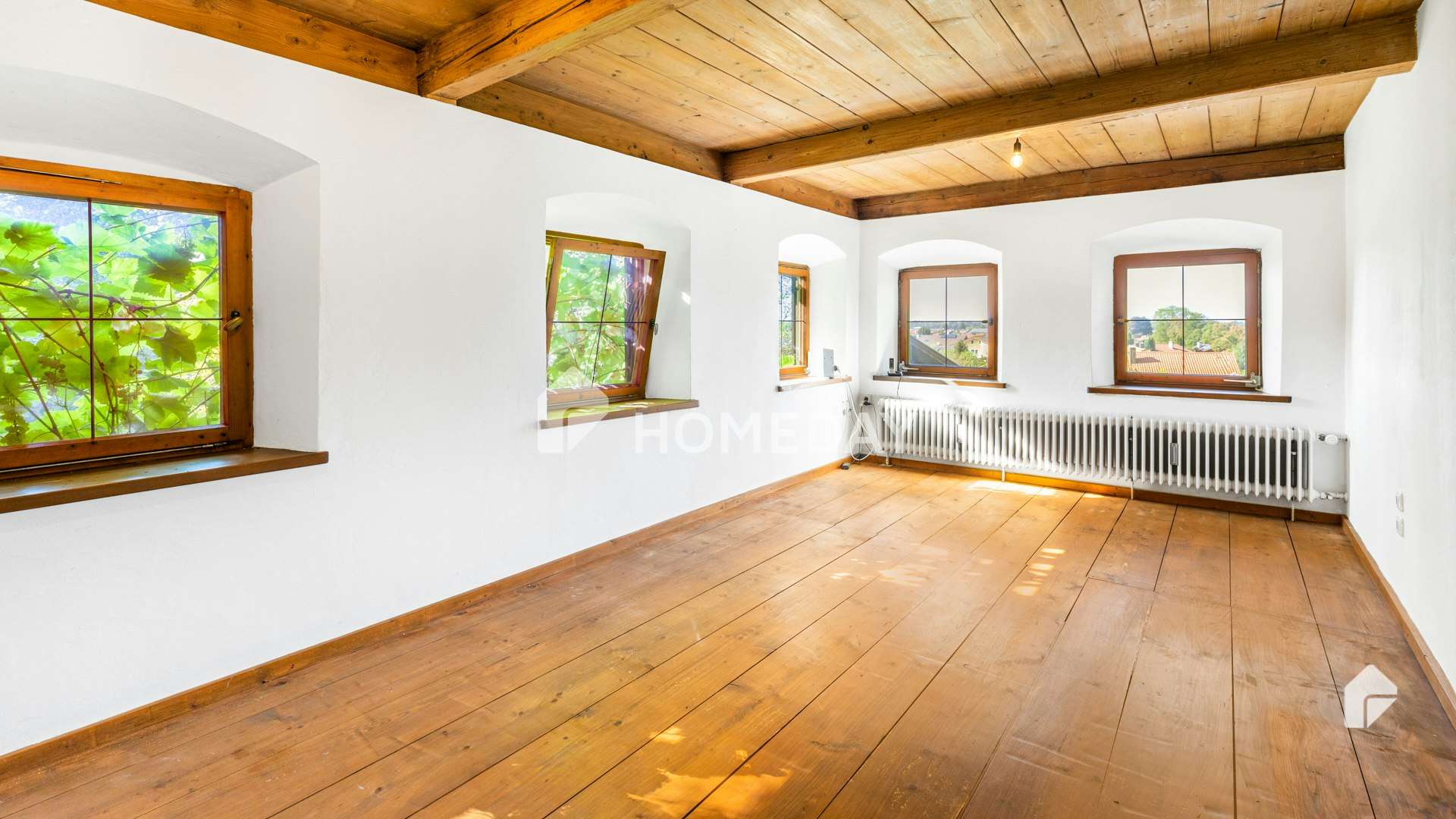 Immobilie in Neubeuern - Stilvolles Landhaus als Zweifamilienhaus mit großzügigem Grundstück in Neubeuern - Bild 6