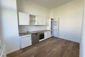 Stilvolle 3-Zimmer-Altbauwohnung mit zwei Balkonen an der Warschauerstr. – Die vollständige Adresse der Immobilie erhältst du vom Anbieter., 10243 Friedrichshain, Berlin – Vorschaubild 12