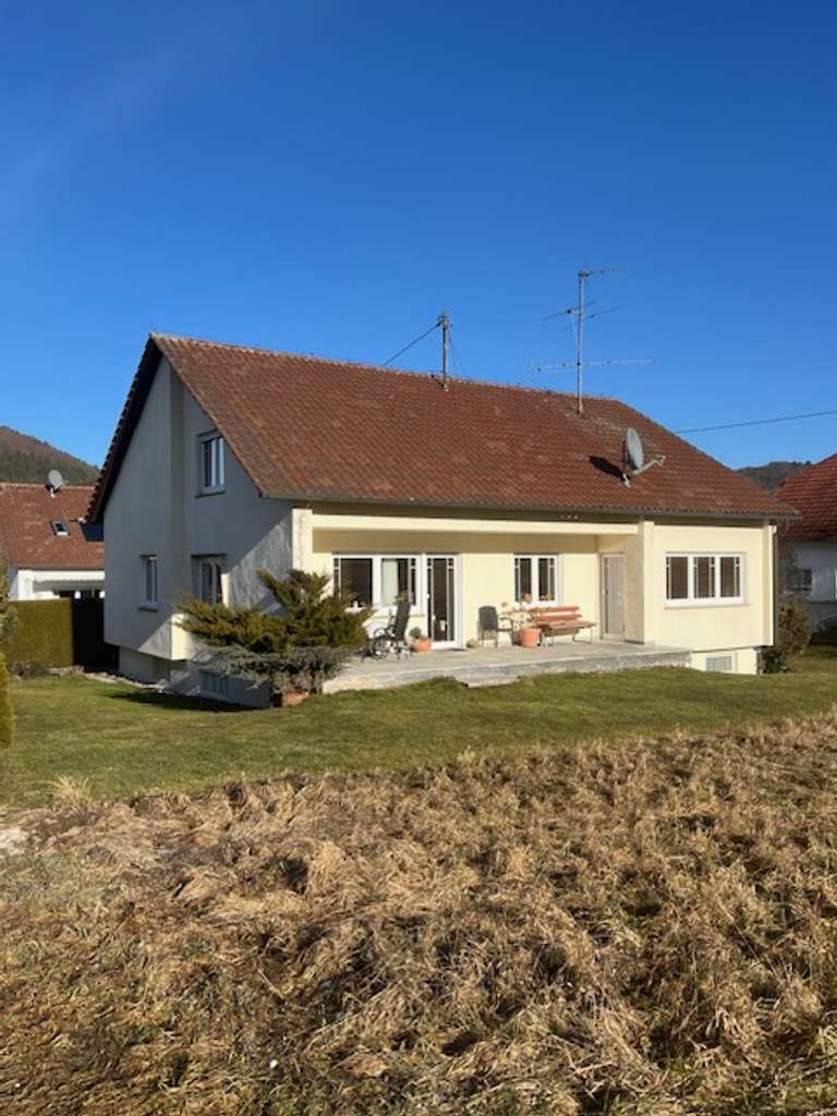 Immobilie in Burladingen - Charmantes EFH in unverbaubarer Lage mit viel Potenzial! - Bild 1