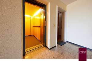 Stuttgart-Botnang: Attraktive 3,5-Zi.-Wohnung im 6. OG, Terrasse/Loggia, Parkett & Einbauküche +++ – Belaustraße 18A, 70195 Botnang-Süd, Stuttgart – Vorschaubild 32