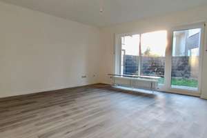 Von privat - schöne 3-Zi.-Whg. + Garten + Terrasse in Paderborn Schloß Neuhaus, ruhige + tolle Lage – Die vollständige Adresse der Immobilie erhältst du vom Anbieter., 33104 Schloß Neuhaus, Paderborn – Vorschaubild 2