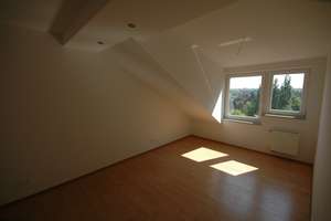 Hochwertige 4-Zimmer-DG-Wohnung in Hannover-Gross Buchholz – Die vollständige Adresse der Immobilie erhältst du vom Anbieter., 30627 Groß-Buchholz, Hannover – Vorschaubild 12
