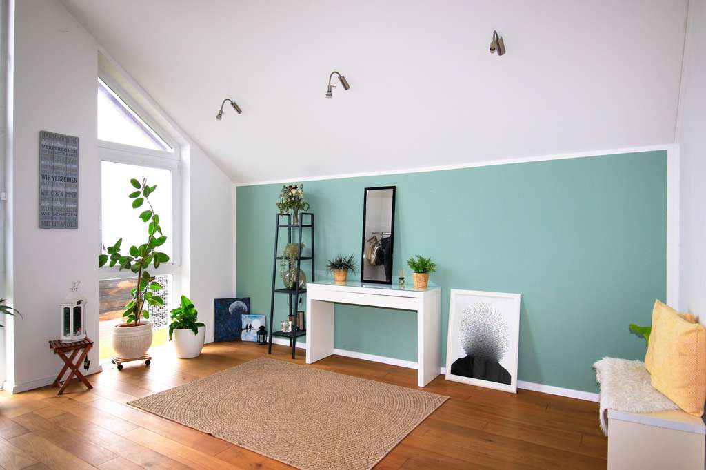 Immobilie in Bobenheim-Roxheim - Exklusives Einfamilienhaus auf drei Ebenen mit Garten und Entwicklungspotenzial - Bild 3