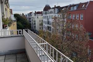 Bezugsfreie 2-Zi.-Apartment,Südbalkon, Aufzug, 4. OG in Berlin-Neukölln – Die vollständige Adresse der Immobilie erhältst du vom Anbieter., 12047 Neukölln (Ortsteil), Berlin – Vorschaubild 1