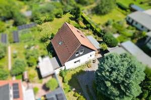 **Frisch renoviert und bezugsfrei | Idyllischer Garten | Garage und Carport** – 4288 Holzhausen, Leipzig – Vorschaubild 2