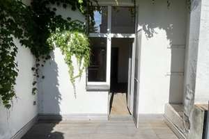 Modernisierungsbedürftige 2-Zi-Altbau-Whg. mit Terrasse in ruhiger Lage von Mörsenbroich/Rath – Rather Broich 150, 40472 Rath, Düsseldorf – Vorschaubild 4