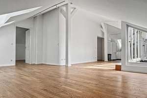 Lichtdurchflutete Dachgeschosswohnung in einer sanierten Denkmalschutzimmobilie in Farmsen-Berne – Die vollständige Adresse der Immobilie erhältst du vom Anbieter., 22159 Farmsen-Berne, Hamburg – Vorschaubild 4