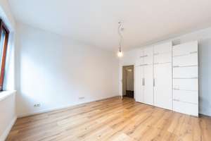 Stilvolle Eigentumswohnung mit 140 m² Dachterrasse 
im Herzen der Aachener Innenstadt – Die vollständige Adresse der Immobilie erhältst du vom Anbieter., 52064 St. Jakob, Aachen – Vorschaubild 5