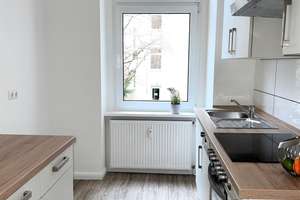 Süßes Nest mit Einbauküche und Duschbad
