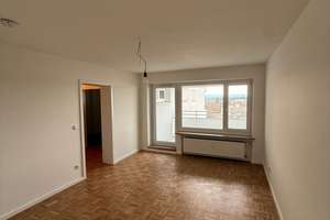 Moderne 3-Zimmer-Wohnung mit Stadtblick in München