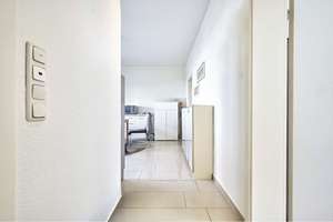 Saarn. Balkon. Hochparterre. – Attraktive 2-Zimmer-Wohnung – 45481 Saarn, Mülheim an der Ruhr – Vorschaubild 3