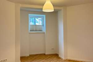 Charmante 3-Raumwohnung in saniertem Altbau sucht Sie! – Traubestraße 11, 1277 Blasewitz (Stadtteil), Dresden – Vorschaubild 1