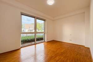 Exklusive 4-Zimmer-Wohnung mit Einbauküche in erstklassiger Krefelder Lage – Uerdinger Straße 449 a, 47800 Bockum, Krefeld – Vorschaubild 11