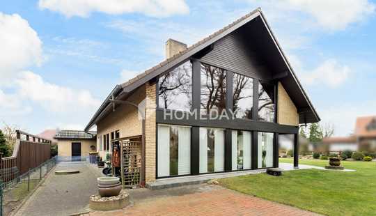 Bild von Ihr Zuhause mit viel Charme, Gallerie-Wohnzimmer, Garage & wunderschönem Garten | Ahlhorn