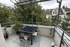 Altbauwohnung mit Charakter: Zwei-Zimmer-Wohnung mit Balkon in Wiesbaden – Dotzheimer Straße 60, 65197 Rheingauviertel / Hollerborn, Wiesbaden – Vorschaubild 6
