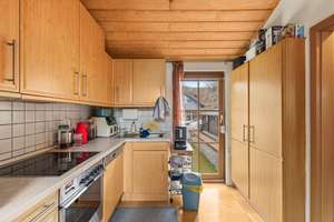 Gepflegtes Einfamilienwohnhaus mit Wintergarten, separatem Jugendstudio und großzügigem Grundstück – Die vollständige Adresse der Immobilie erhältst du vom Anbieter., 93128 Regenstauf – Vorschaubild 18