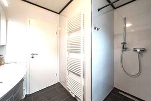 Modernisiertes Zweifamilienhaus in ruhiger Lage – Die vollständige Adresse der Immobilie erhältst du vom Anbieter., 26209 Hatten – Vorschaubild 7