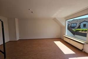 Schöne Maisonettewohnung in zentraler aber grünger Lage – Die vollständige Adresse der Immobilie erhältst du vom Anbieter., 42655 Gräfrath, Solingen – Vorschaubild 10