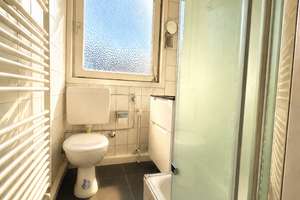 Historischer Charme trifft Loft-Flair: 3-Zimmer-Dachgeschoss mit hohen Decken, Balkon & Sichtbalken – 50937 Sülz, Köln – Vorschaubild 11