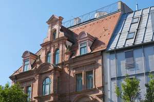Wohnen mit Weitblick
Dachgeschoss-Galeriewohnung an der Pegnitz,
Balkon, Patio + 360°-Dachterrasse – Großweidenmühlstraße 1, 90419 Sankt Johannis, Nürnberg – Vorschaubild 7