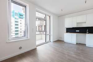 Moderne 1-Zimmer-Wohnung mit Balkon in attraktiver Lage direkt an der Spree – Dovestr. 5, 10587 Charlottenburg, Berlin – Vorschaubild 4