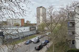 Wohnung nur mit besonderem WBS – Siegener Str. 58, 13583 Falkenhagener Feld, Berlin – Vorschaubild 2