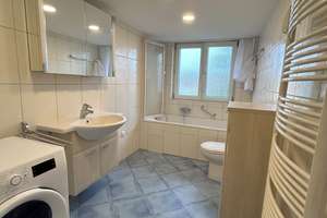 Modernes WG-Zimmer in exklusiver 5er-Frauen-WG – Ludwigshafen, Riedsaumstraße 53 – Riedsaumstraße 53, 67063 Friesenheim, Ludwigshafen am Rhein – Vorschaubild 3