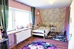 Ein Einfamilienhaus  im Stadtteil Hassee mit sehr großen Grundstück wartet aus Sie! – Die vollständige Adresse der Immobilie erhältst du vom Anbieter., 24113 Hassee, Kiel – Vorschaubild 12