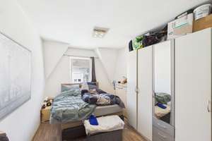 Großzügige 4 Raum Wohnung in zentraler Lage – Die vollständige Adresse der Immobilie erhältst du vom Anbieter., 42281 Barmen, Wuppertal – Vorschaubild 4