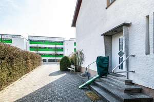 Einfamilienhaus in bester Lage mit PV Anlage – Die vollständige Adresse der Immobilie erhältst du vom Anbieter., 93437 Furth im Wald – Vorschaubild 10