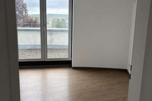 Viel Platz in Idstein: Großzügige 6-Zimmer-Wohnung – Am Bahnhof 1, 65510 Idstein – Vorschaubild 4