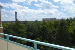 Geschmackvolle 3-Raum-Wohnung mit Balkon und EBK in München Perlach – Kar-Marx-Ring 94, 81735 Neuperlach, München – Vorschaubild 2