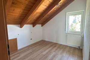 Maisonettewohnung mit Hauscharakter, Rollstuhl-Aufzug, Doppelgarage und großer Dachterrasse – Zum Karpfen 10a, 88662 Überlingen – Vorschaubild 3