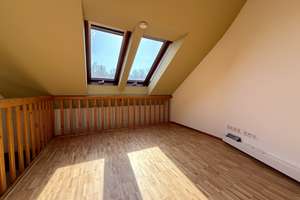 Wohnen am Stadtpark – 4,5-Zimmer-Maisonette-Wohnung mit Balkon und Wintergarten – Die vollständige Adresse der Immobilie erhältst du vom Anbieter., 70435 Zuffenhausen-Am Stadtpark, Stuttgart – Vorschaubild 7