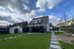 ALLEINSTEHENDER FAMILIENTRAUM MIT GARTEN – Die vollständige Adresse der Immobilie erhältst du vom Anbieter., 45968 Gladbeck – Vorschaubild 1