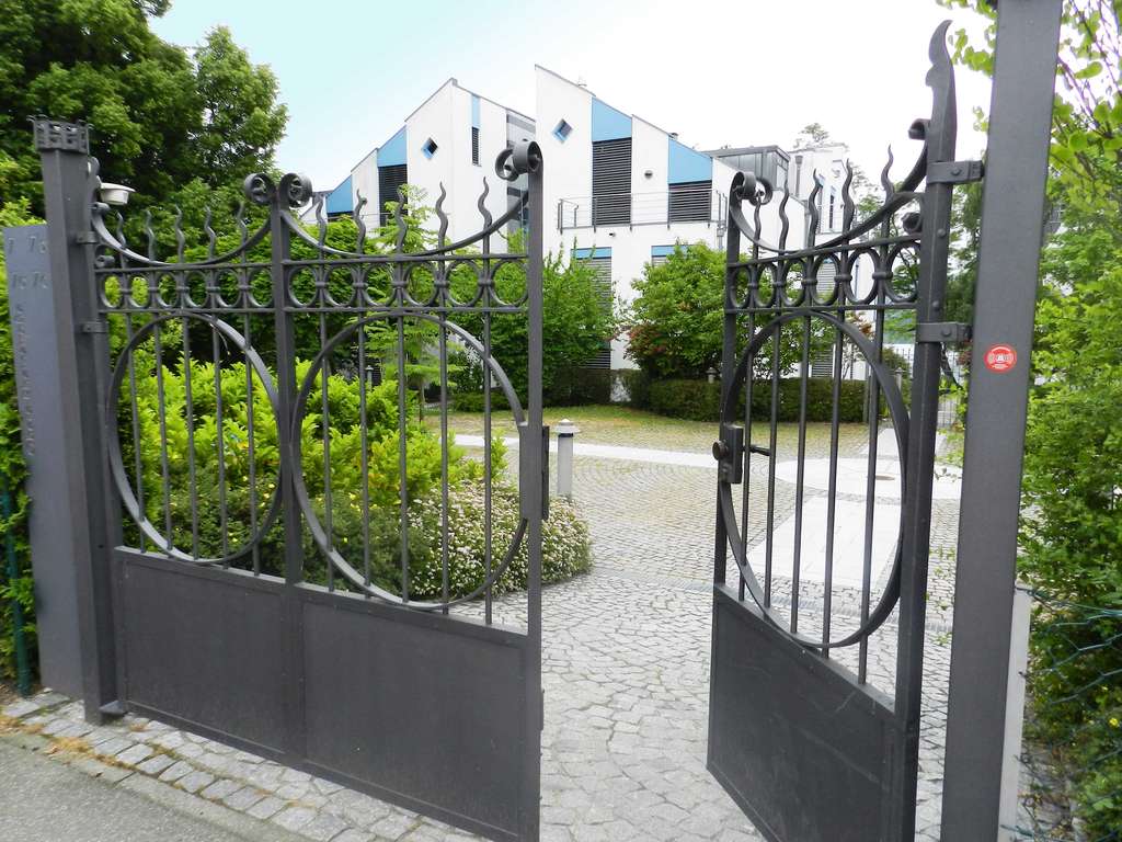 Immobilie in Reichenau - Rohdiamant am Wasser – Wo See, Sonne und Seele eins werden! - Bild 2