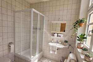 Würzburg * Gemütliches 2-Zimmer-Apartment mit Badezimmer - Ideal für Studierende – Mariannhillstr. 1B, 97074 Frauenland, Würzburg – Vorschaubild 4