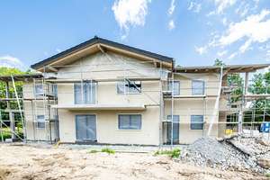 Neubau - sonnenverwöhnte, moderne KfW 55 Gartenwohnung mit Terrasse direkt in Cham zu verkaufen – Die vollständige Adresse der Immobilie erhältst du vom Anbieter., 93413 Cham – Vorschaubild 7