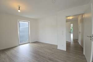 Lichtdurchflutete 2-ZKB-Wohnung mit Balkon in direkter Innenstadtlage von Gütersloh – Die vollständige Adresse der Immobilie erhältst du vom Anbieter., 33330 Innenstadt-Kernstadt, Gütersloh – Vorschaubild 20