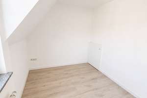 Helle Maisonettewohnung mit sonnigem Balkon und moderner Einbauküche im Belgischen Viertel – Neue Maastrichter Straße 15, 50672 Neustadt/Nord, Köln – Vorschaubild 7