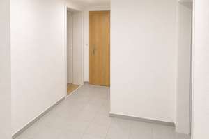 Moderne 4-Zimmer-Wohnung mit ca. 100 m² in begehrter Lage von Essen-Bredeney – Die vollständige Adresse der Immobilie erhältst du vom Anbieter., 45133 Rüttenscheid, Essen – Vorschaubild 2