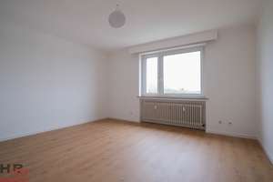 4-Zimmer-Wohnung mit großer Loggia im beliebten Stadtteil Schwachhausen – Die vollständige Adresse der Immobilie erhältst du vom Anbieter., 28213 Riensberg, Bremen – Vorschaubild 6