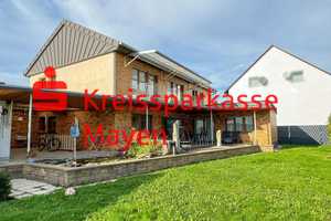 Exklusive Familienresidenz mit Einliegerwohnung und vielseitigem Potenzial  – Neuwied (Kreis) – Vorschaubild 1