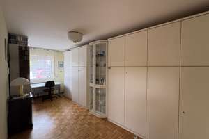 Helle 4-Zimmer-Eigentumswohnung in zweiter Reihe mit großem Süd-West Balkon in Mehlem – Die vollständige Adresse der Immobilie erhältst du vom Anbieter., 53179 Mehlem, Bonn – Vorschaubild 12